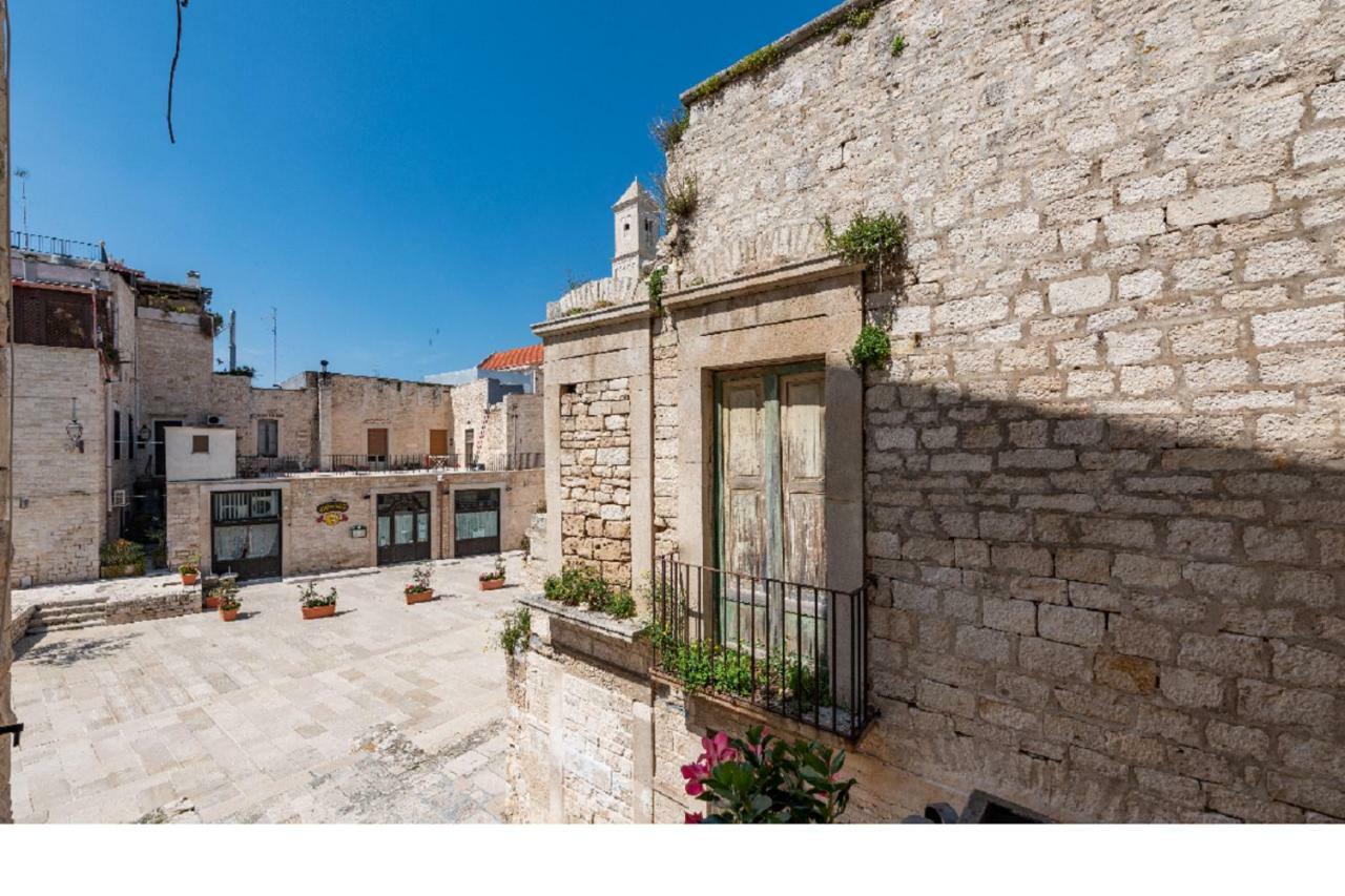 Palazzo Morola XIV Century Giovinazzo Exterior foto