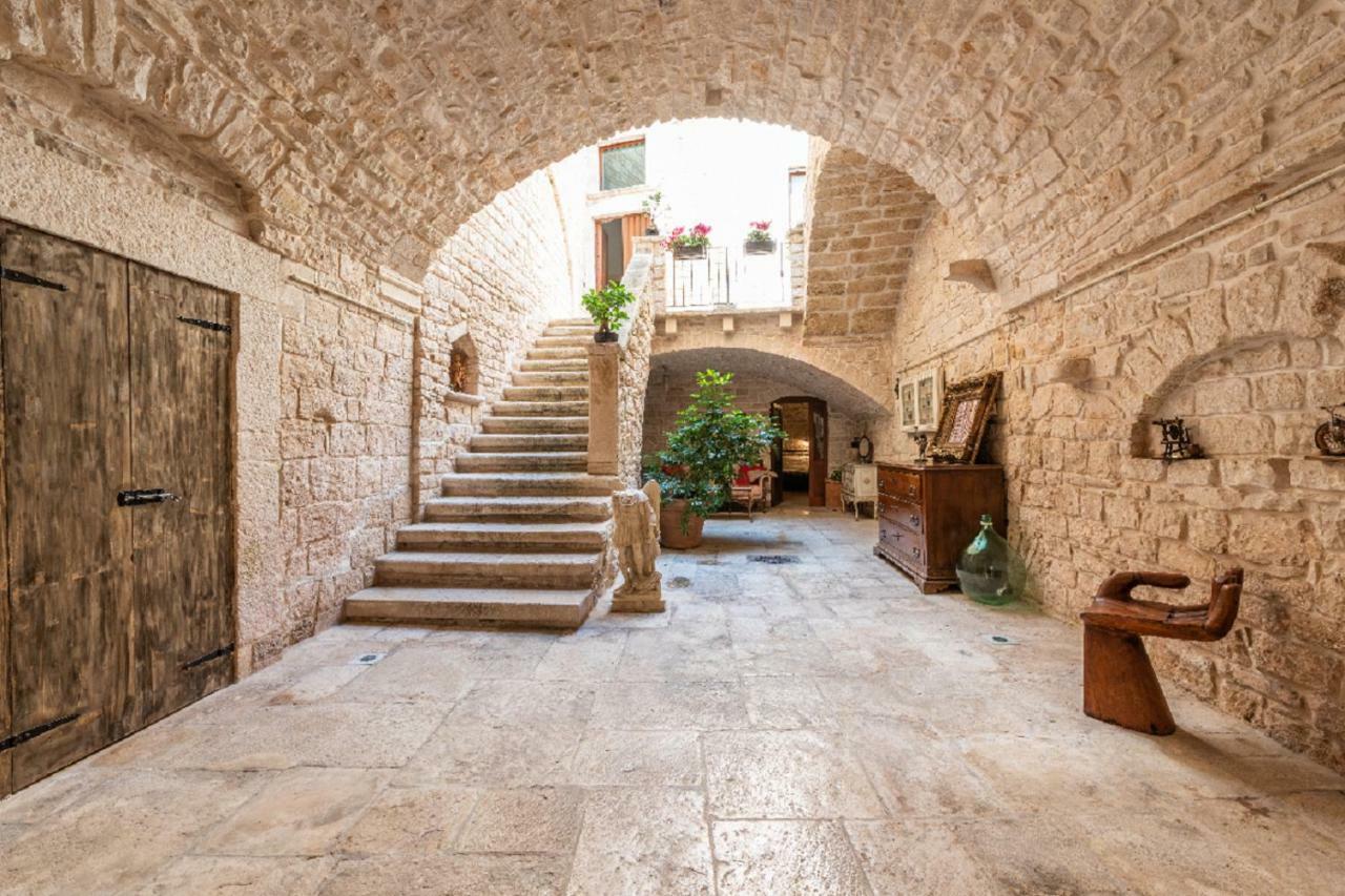 Palazzo Morola XIV Century Giovinazzo Exterior foto