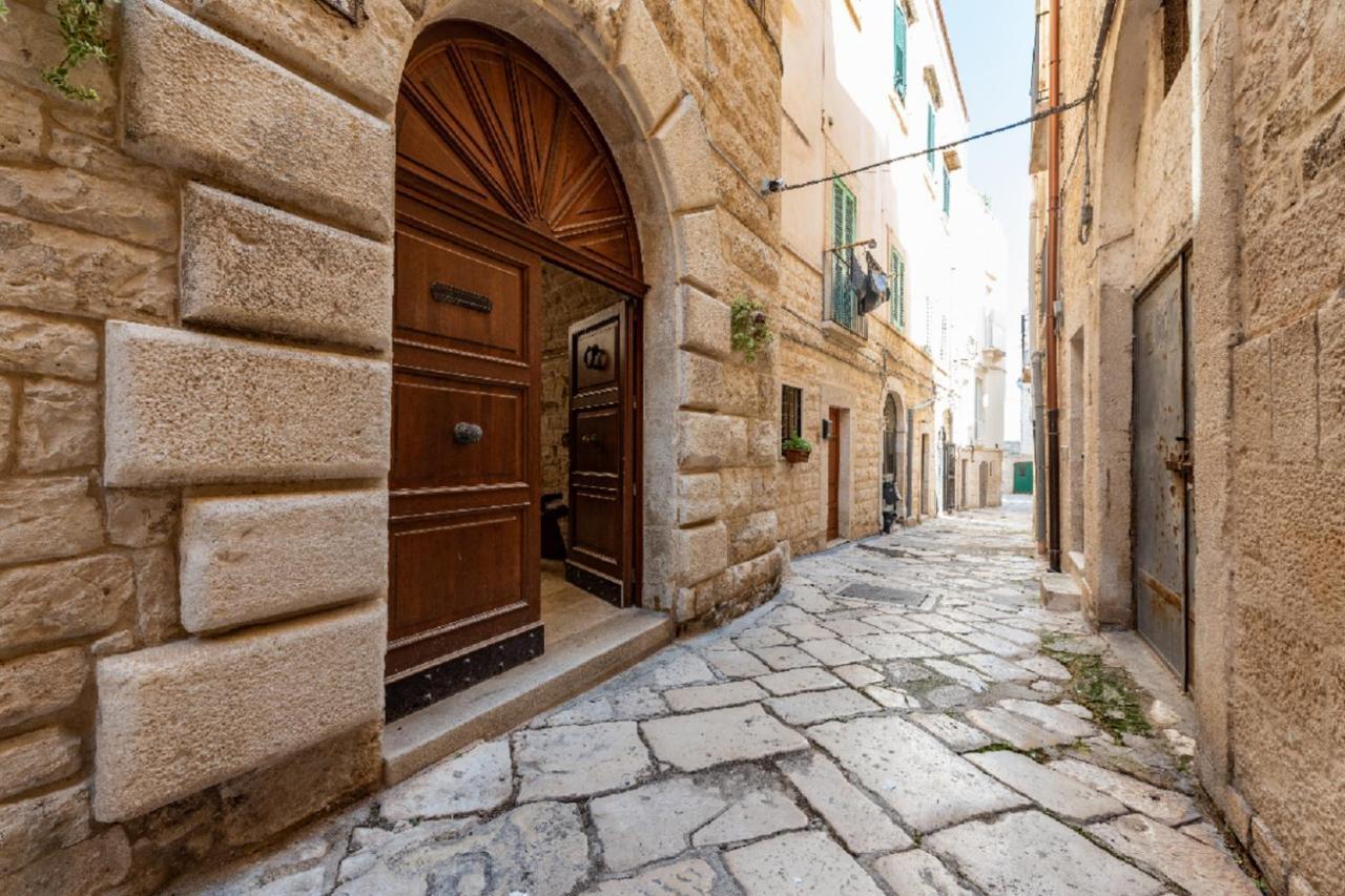 Palazzo Morola XIV Century Giovinazzo Exterior foto